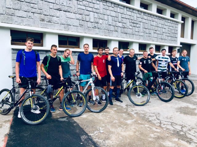 50abe6b6-b28e-4b04-a2a0-cd41e9361f86