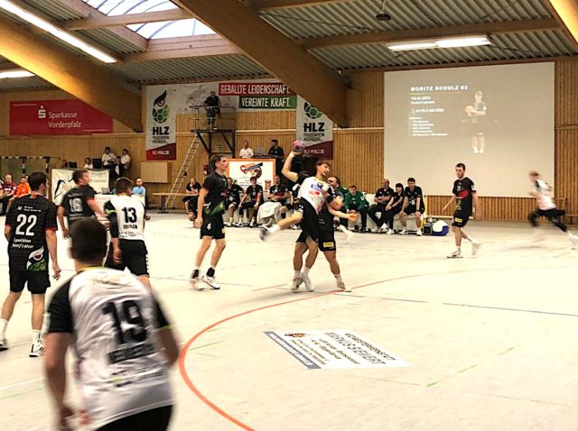 Tor Reitz Hochdorf